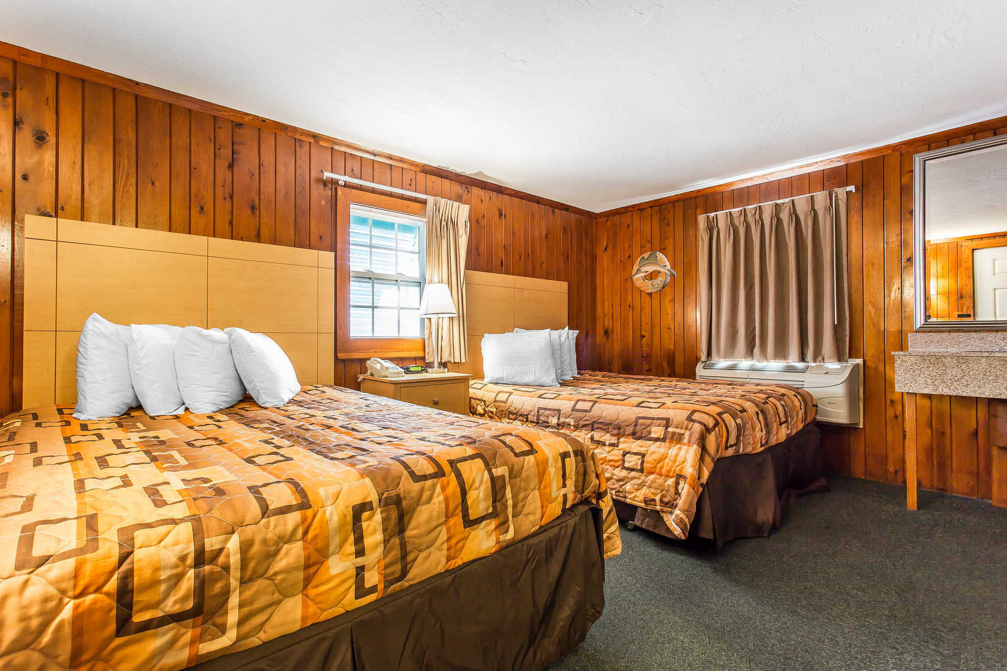 Rodeway Inn & Suites ナグス・ヘッド 部屋 写真